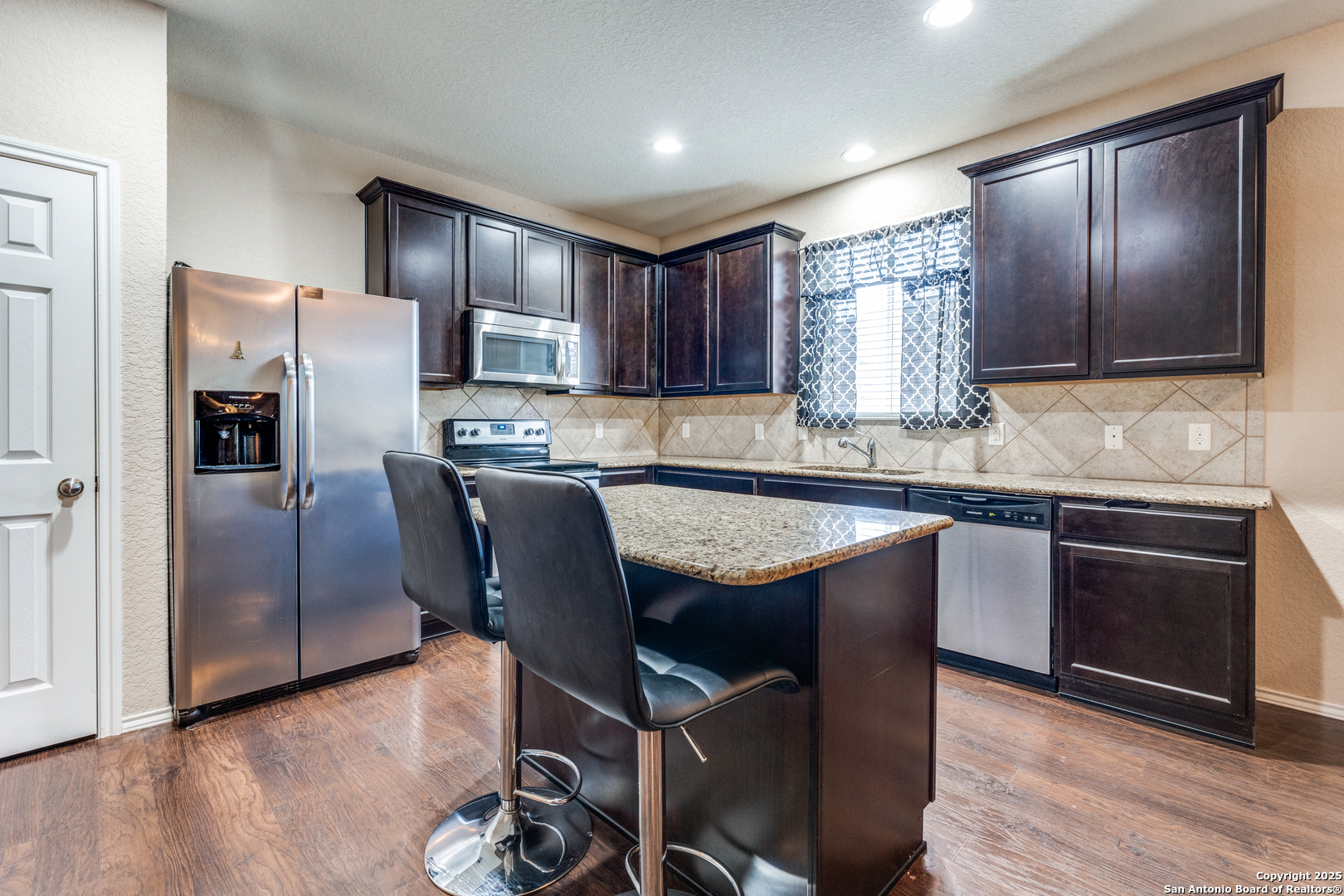 15923 Silver Rose Selma TX 78154