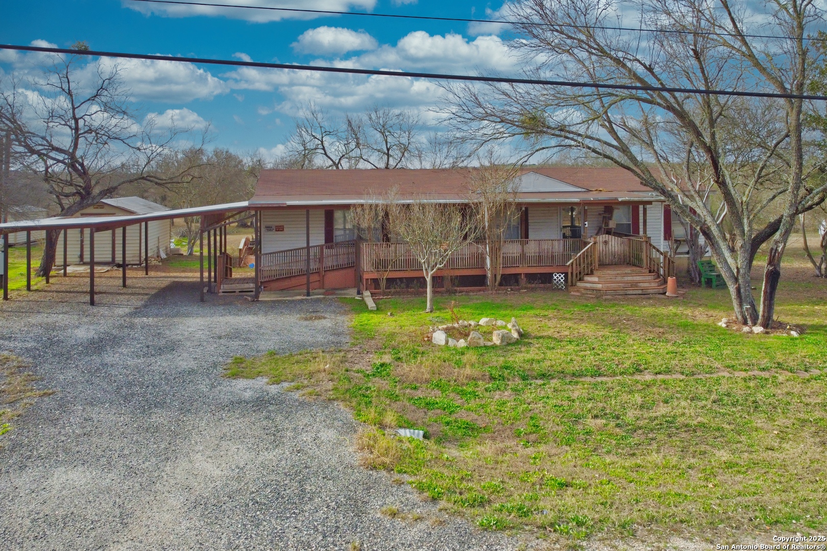 225 County Road 3821 San Antonio TX 78253
