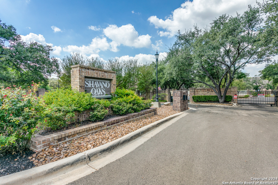 4504 Smokey Wood Lane San Antonio TX 78249