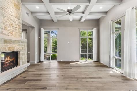 7102 Bluff Edge San Antonio TX 78257