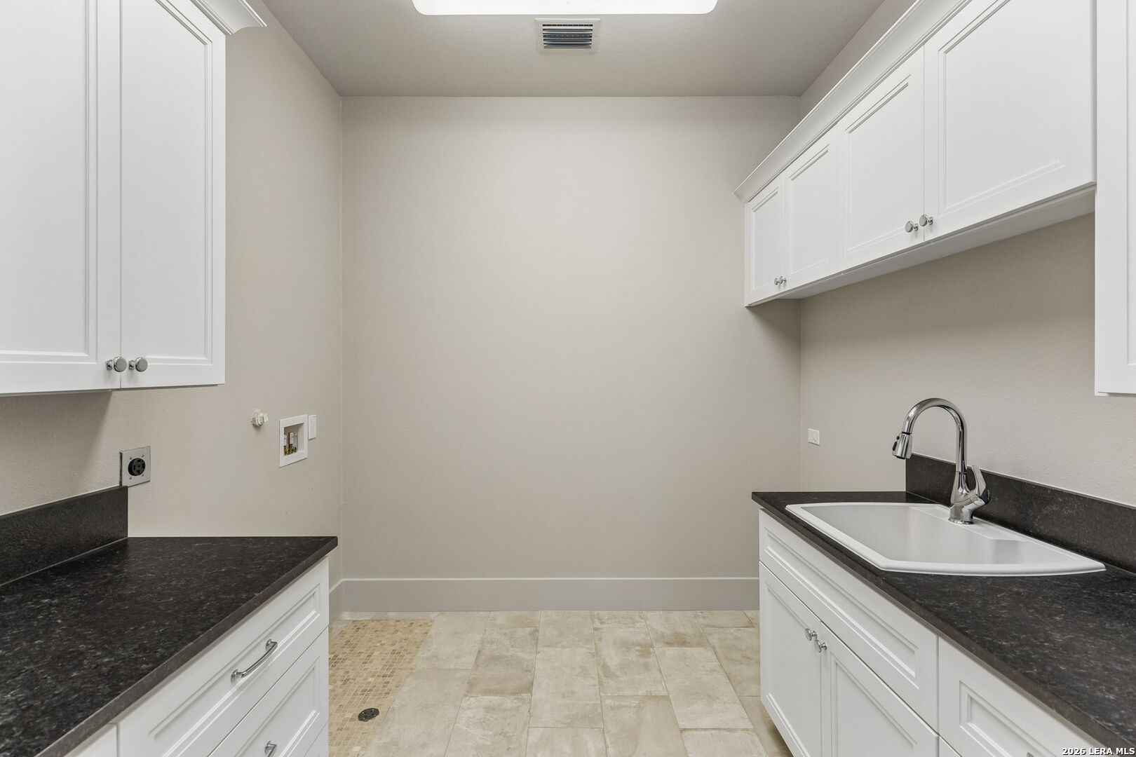 7102 Bluff Edge San Antonio TX 78257