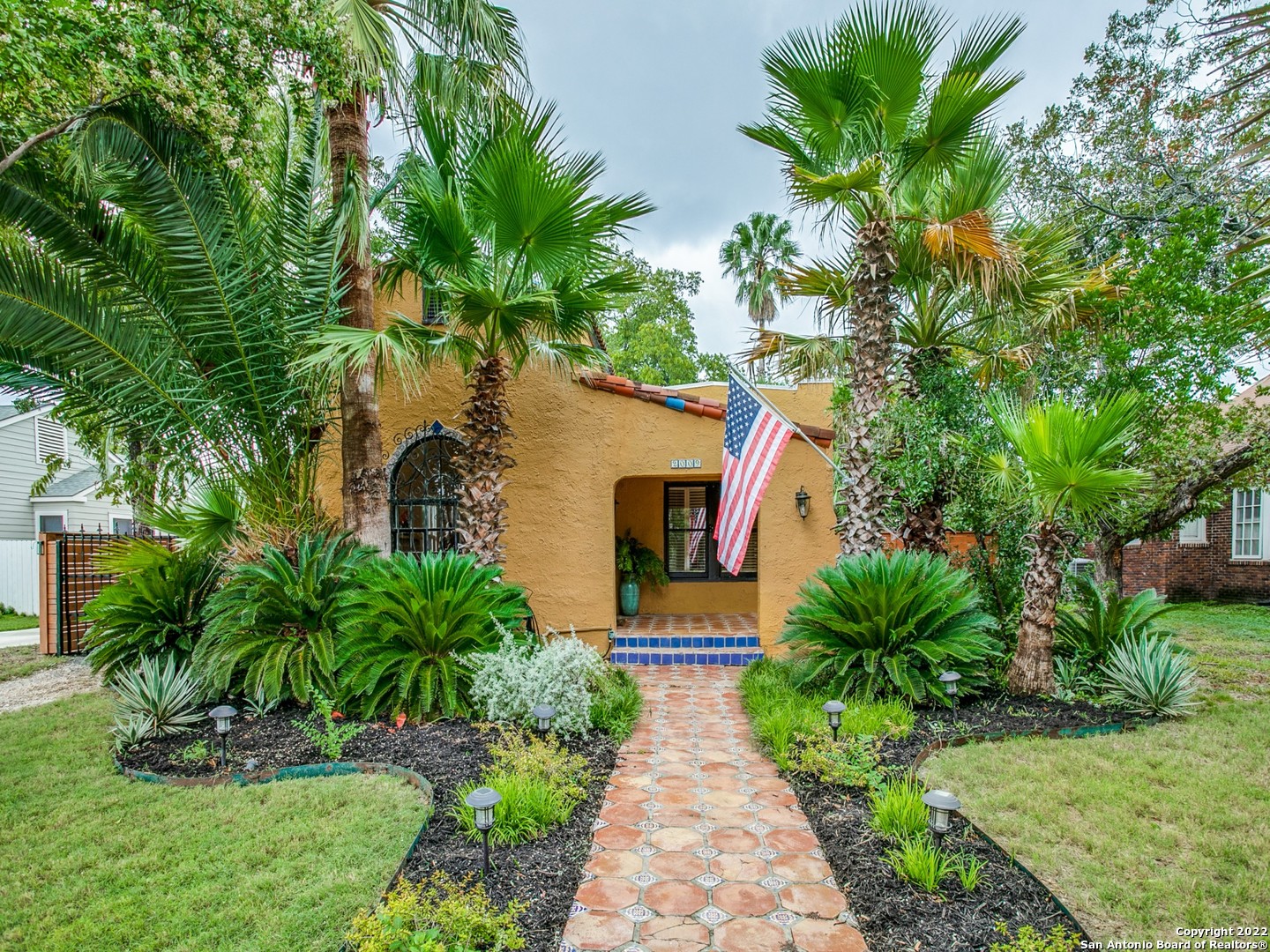 2009 W Mulberry Avenue San Antonio TX 78201