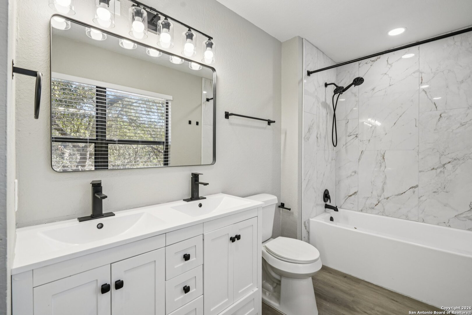 8110 Stagwood Hill San Antonio TX 78254