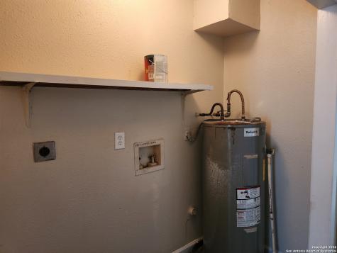 549 W Harlan San Antonio TX 78214