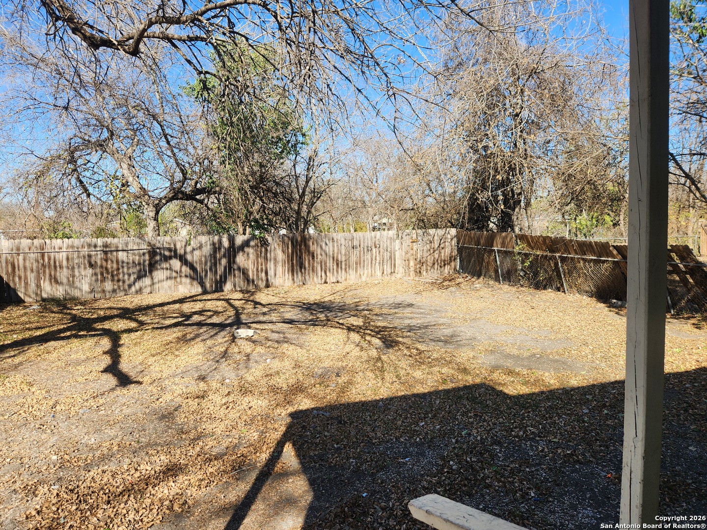549 W Harlan San Antonio TX 78214