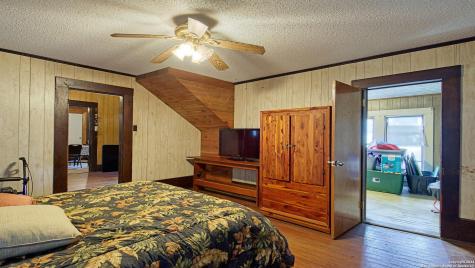 1510 C Street Floresville TX 78114