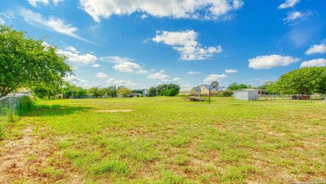 1510 C Street Floresville TX 78114