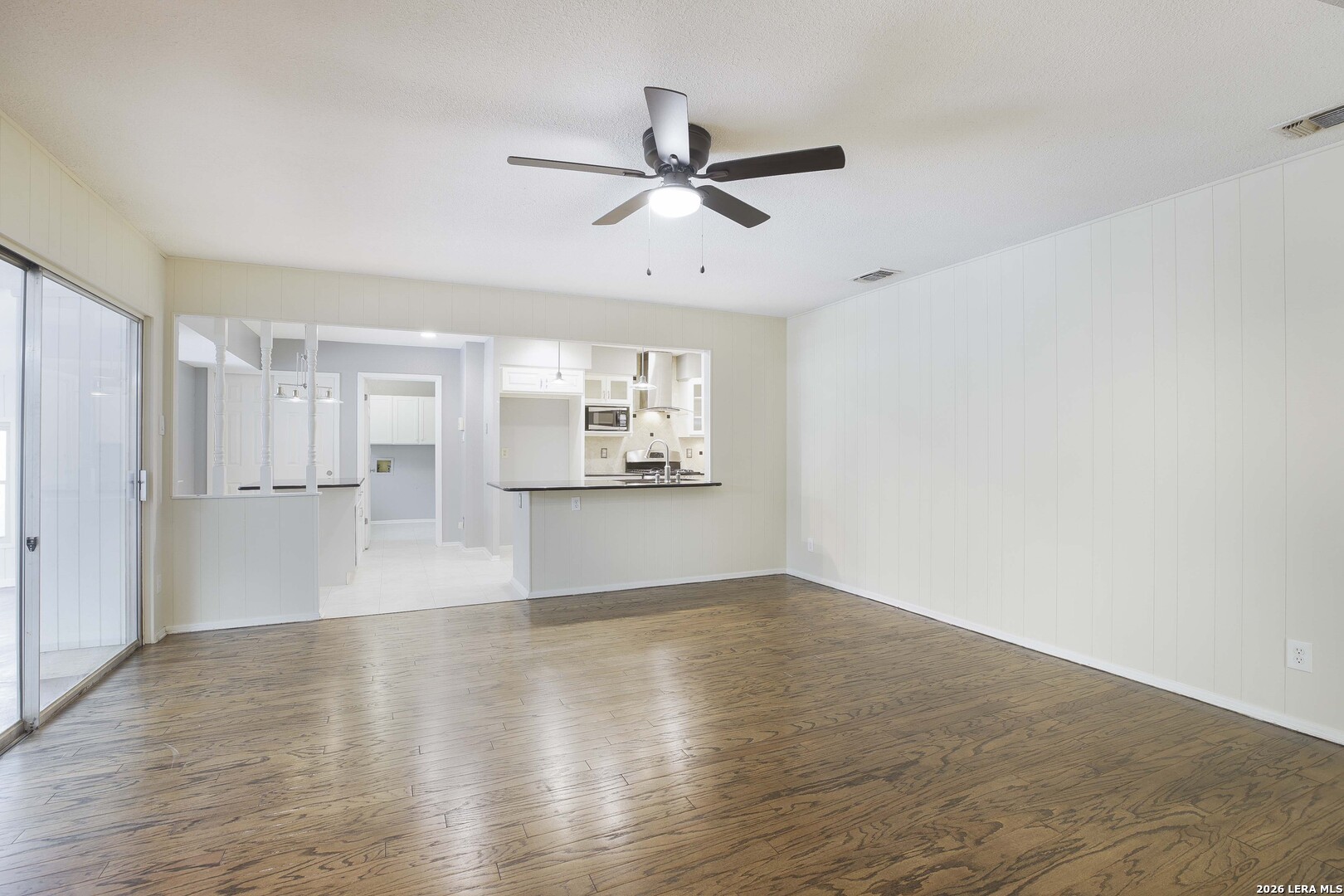 211 Forrest Trail Universal City TX 78148