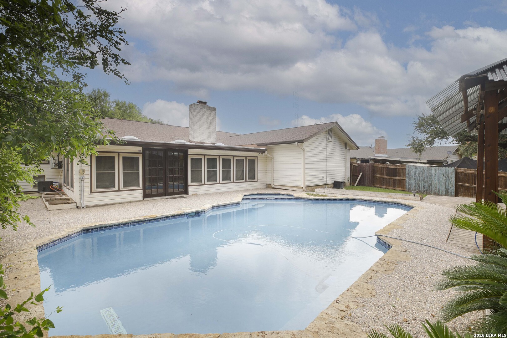 211 Forrest Trail Universal City TX 78148