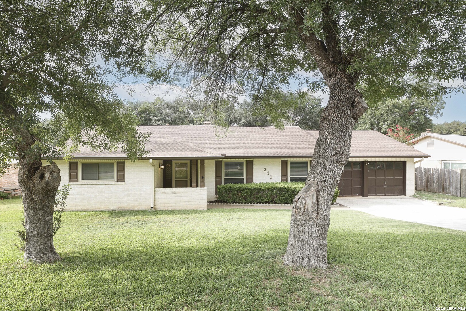 211 Forrest Trail Universal City TX 78148