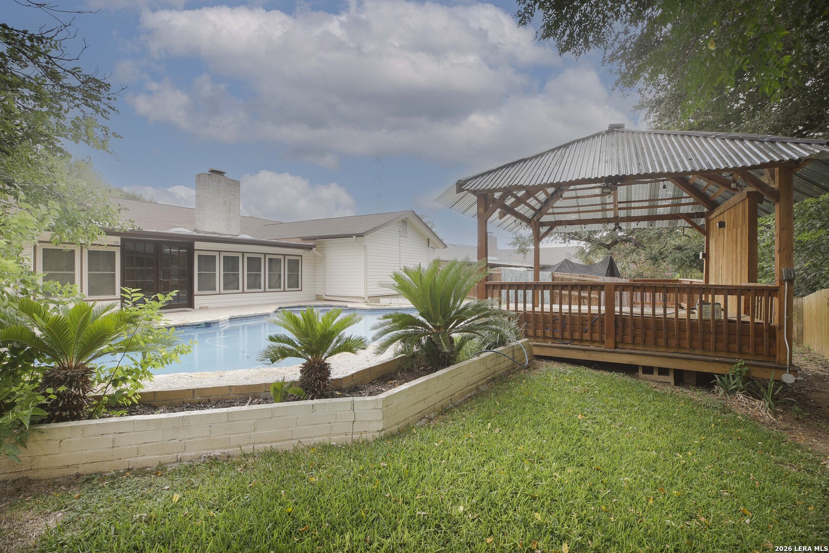 211 Forrest Trail Universal City TX 78148
