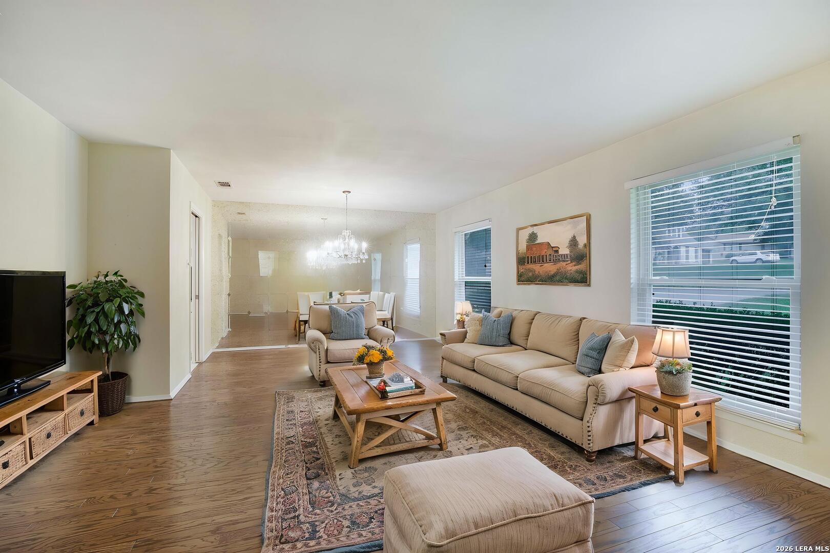 211 Forrest Trail Universal City TX 78148