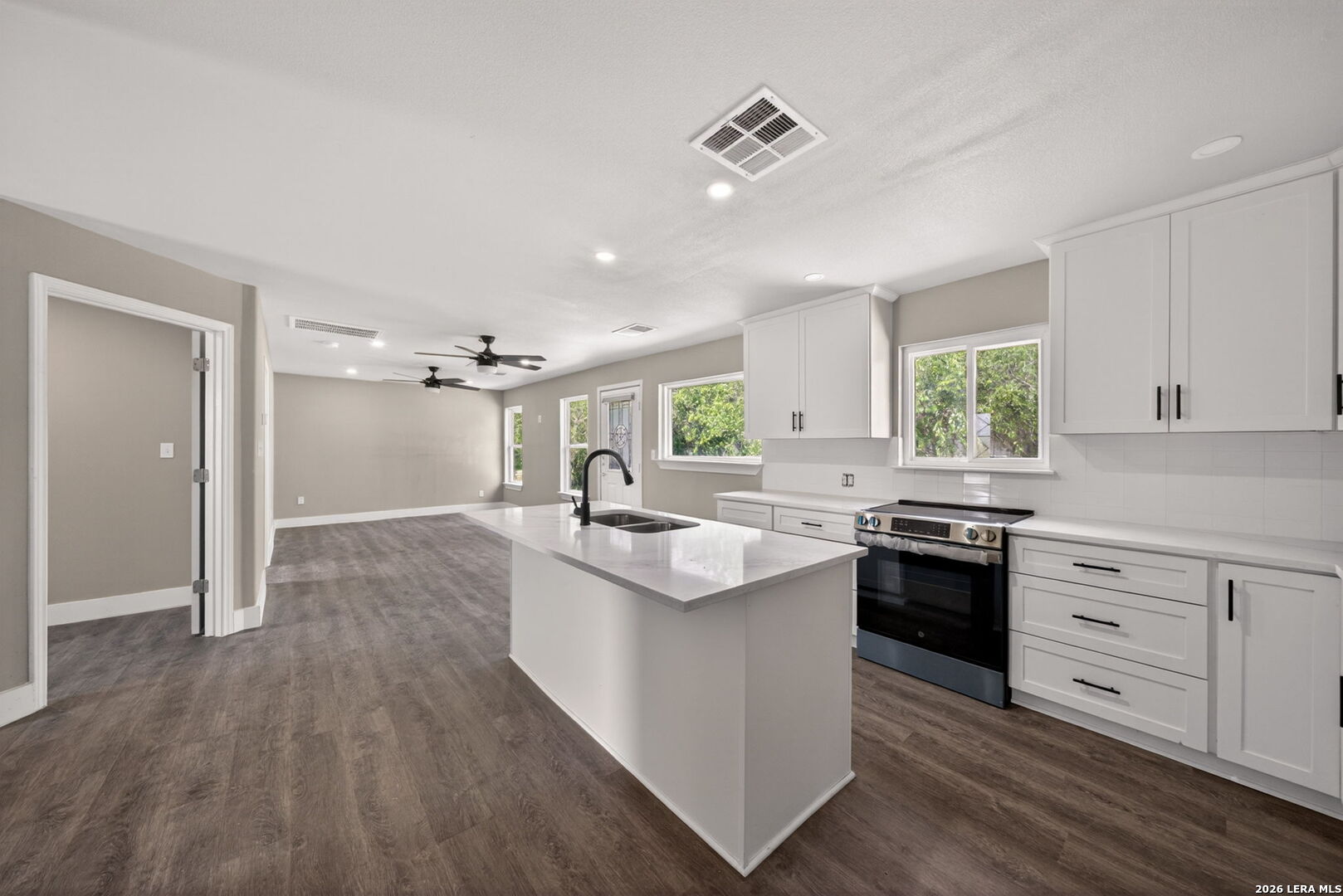 502 Waltom Avenue Jourdanton TX 78026