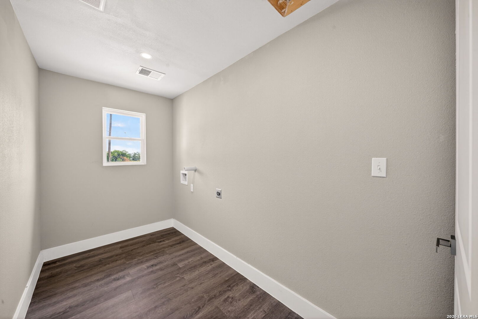 502 Waltom Avenue Jourdanton TX 78026