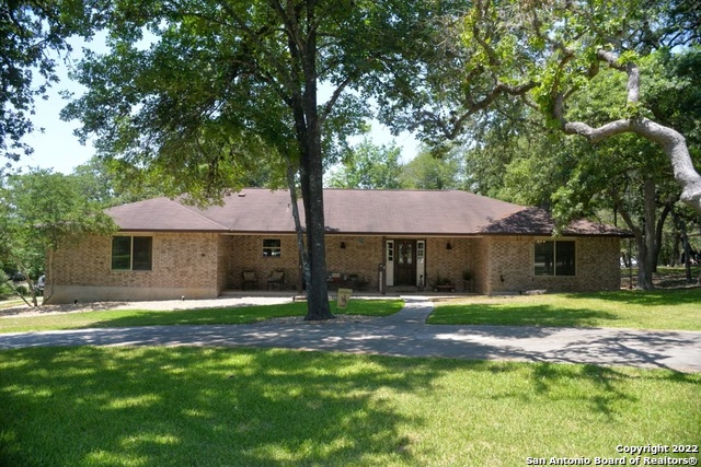 371 Bear Ridge Drive La Vernia TX 78121