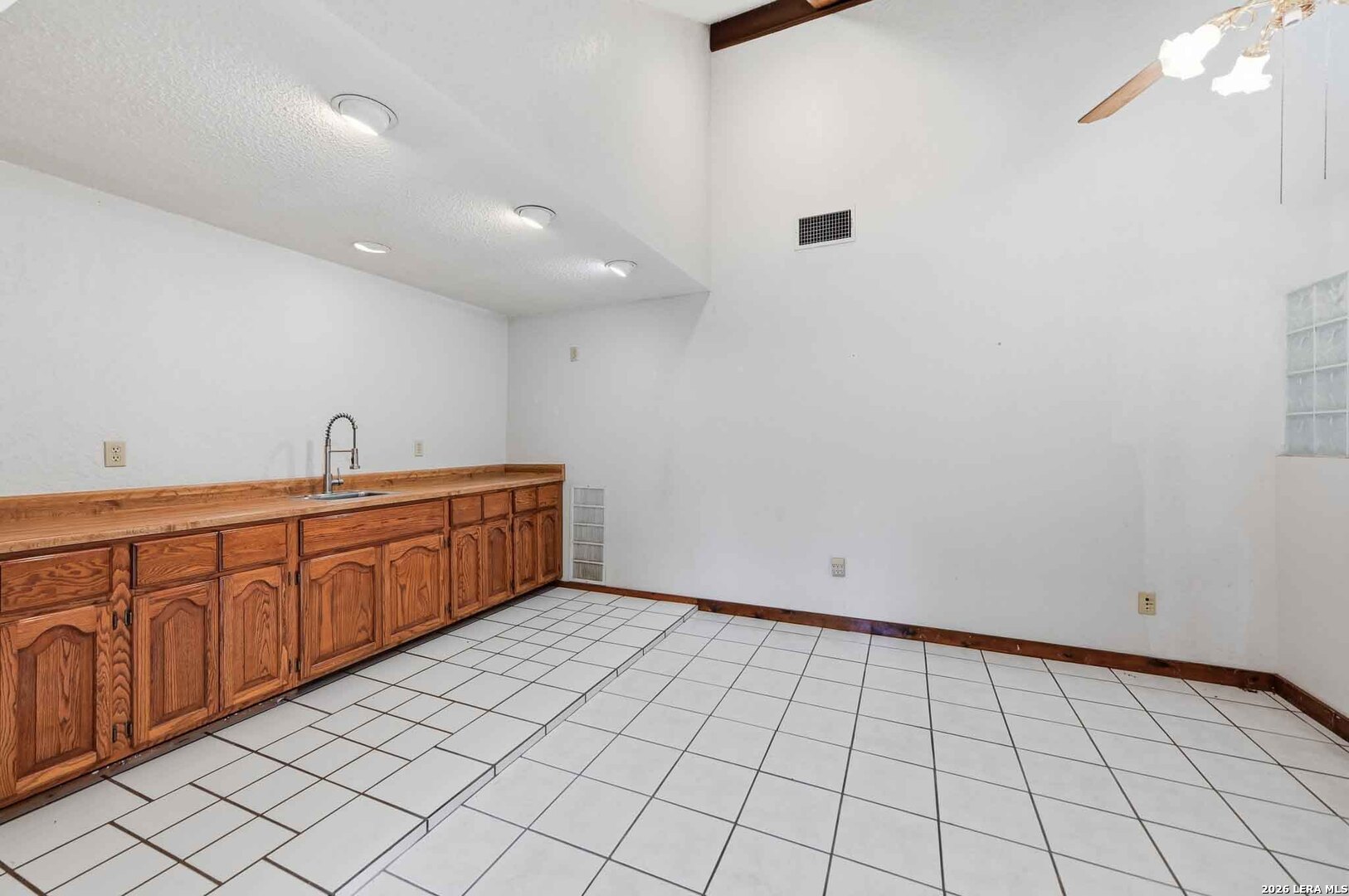 7285 Us Highway 87 E China Grove TX 78263