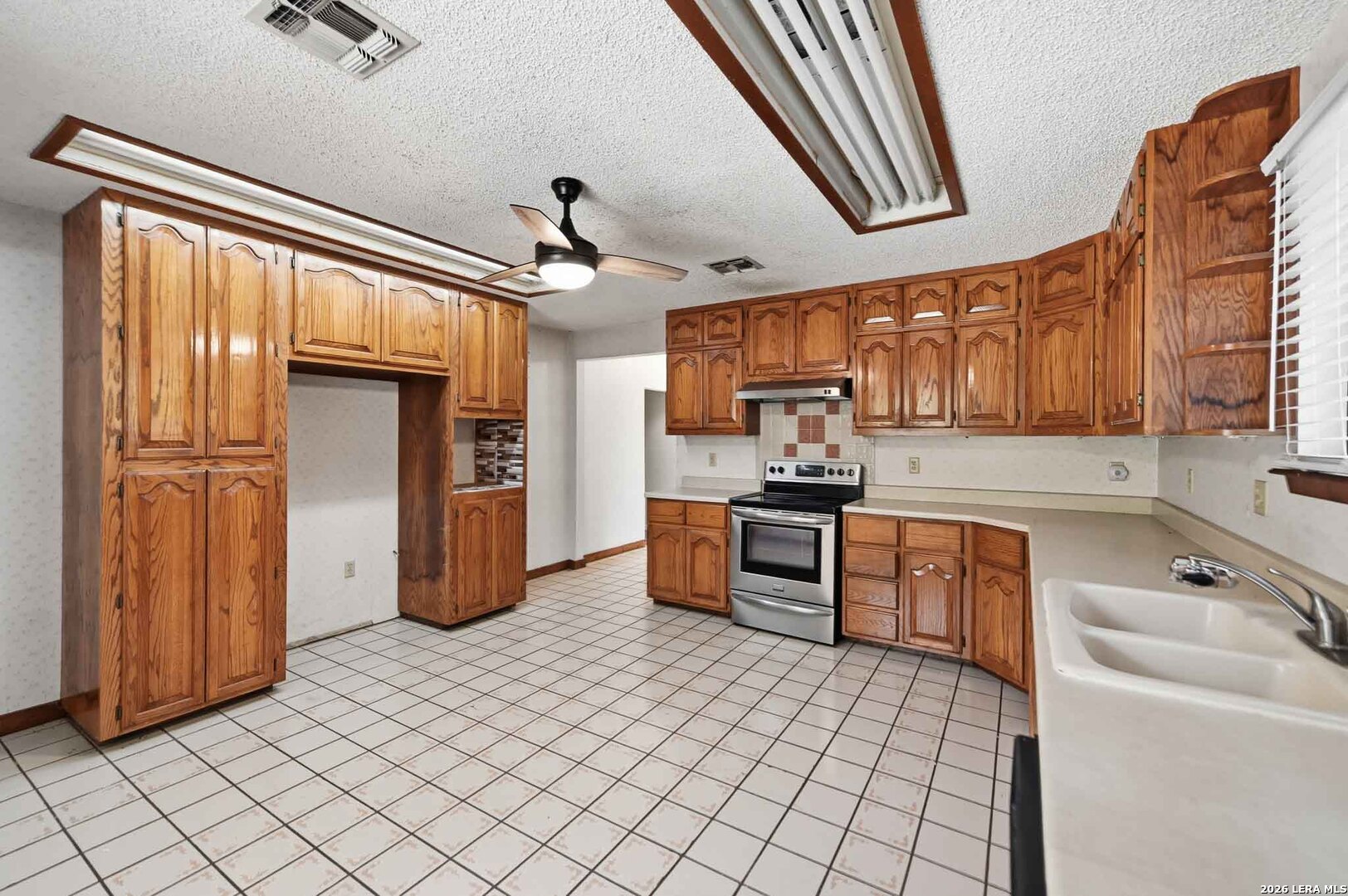 7285 Us Highway 87 E China Grove TX 78263