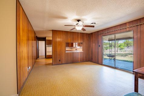 542 Ranch To Market 473 Comfort TX 78013