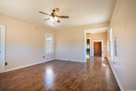 542 Ranch To Market 473 Comfort TX 78013