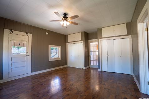 542 Ranch To Market 473 Comfort TX 78013