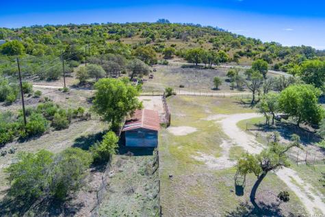 542 Ranch To Market 473 Comfort TX 78013