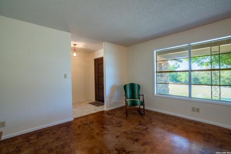 542 Ranch To Market 473 Comfort TX 78013