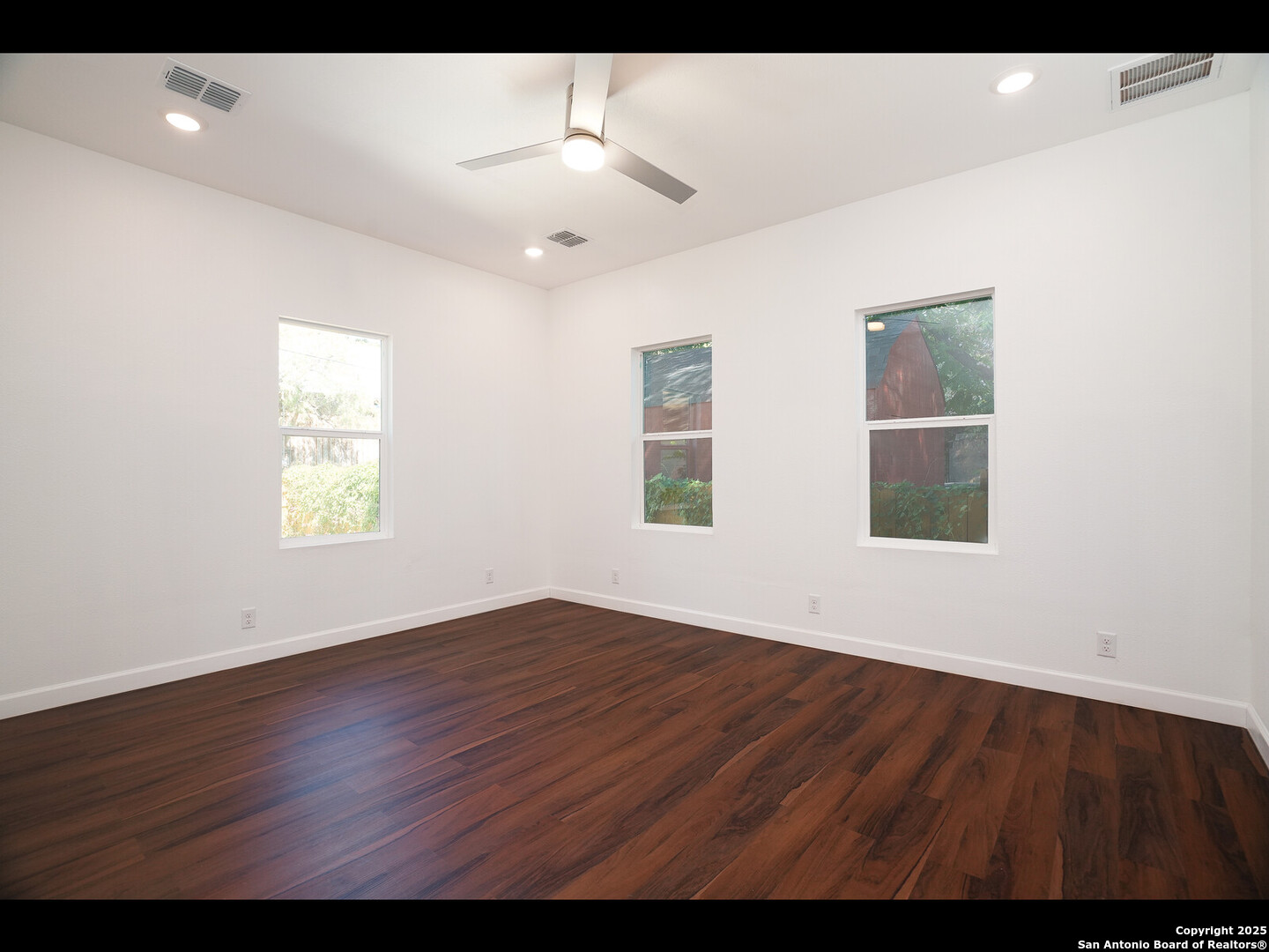 419 N Monumental San Antonio TX 78202