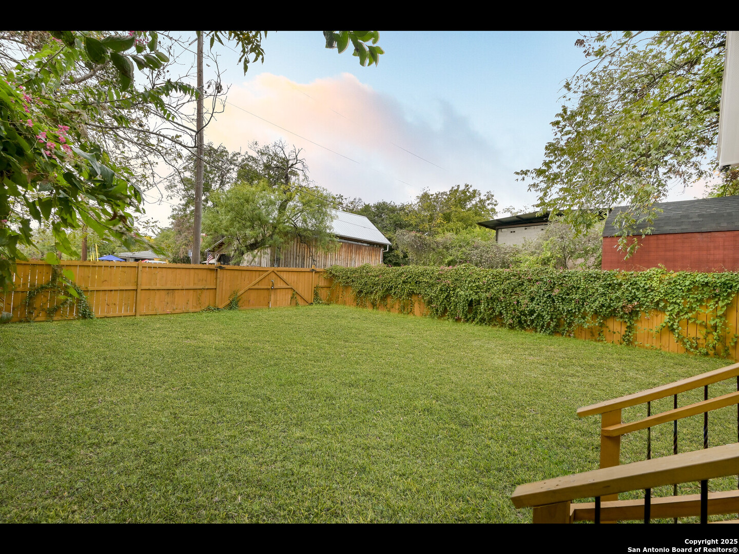 419 N Monumental San Antonio TX 78202