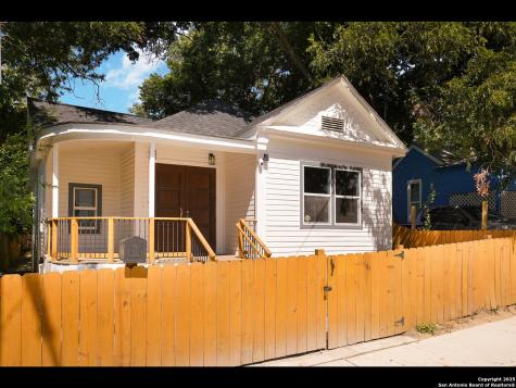 419 N Monumental San Antonio TX 78202