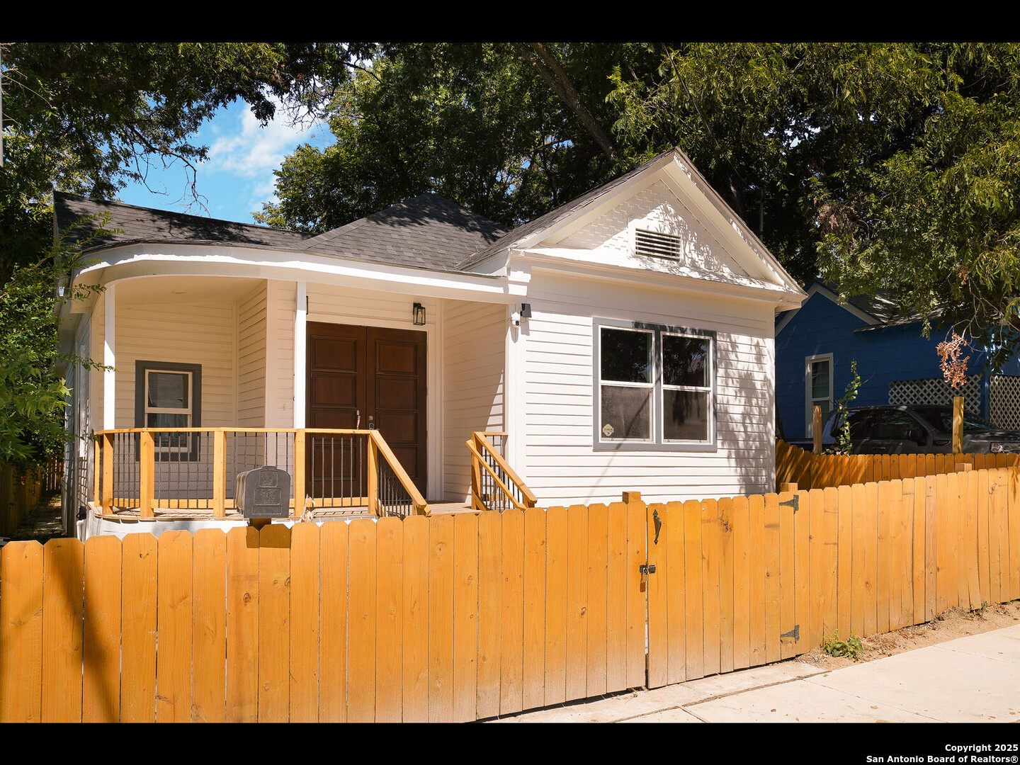 419 N Monumental San Antonio TX 78202