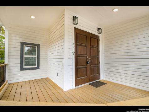 419 N Monumental San Antonio TX 78202