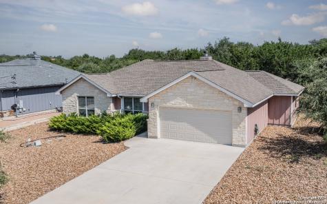 1421 Cottonwood Road Fischer TX 78623