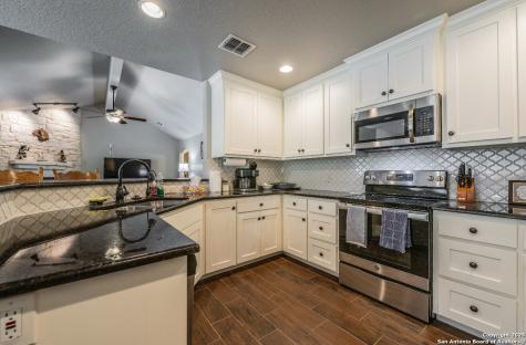 1421 Cottonwood Road Fischer TX 78623