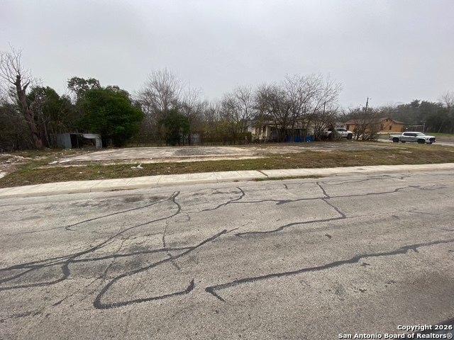 1006 N Grimes Street San Antonio TX 78202