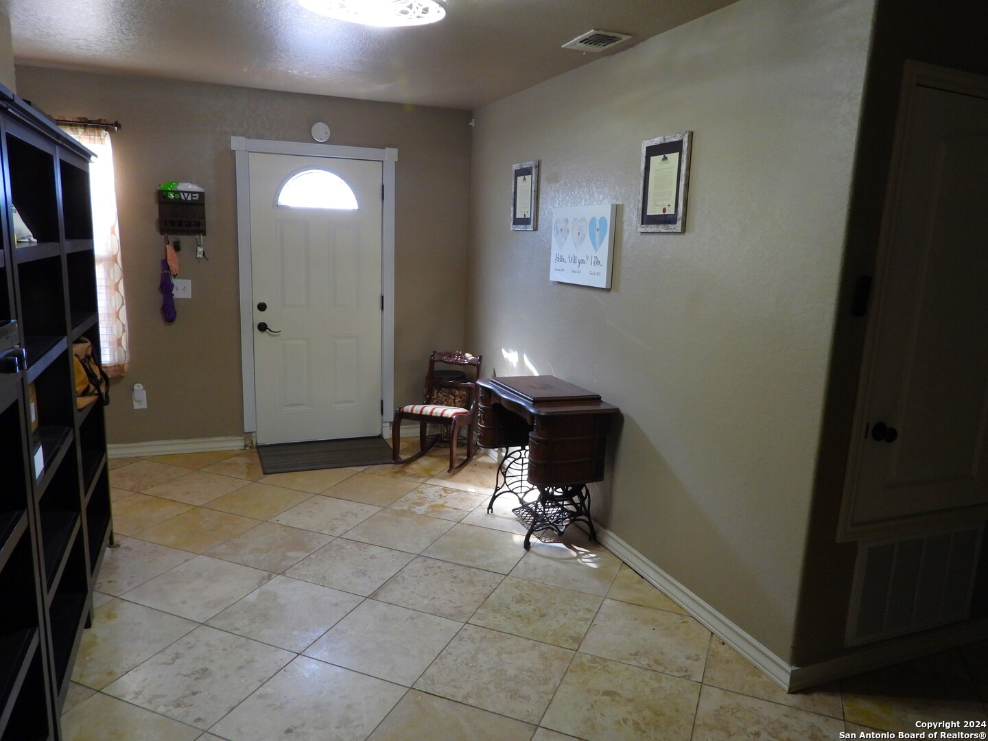 155 Scenic Circle Lakehills TX 78063
