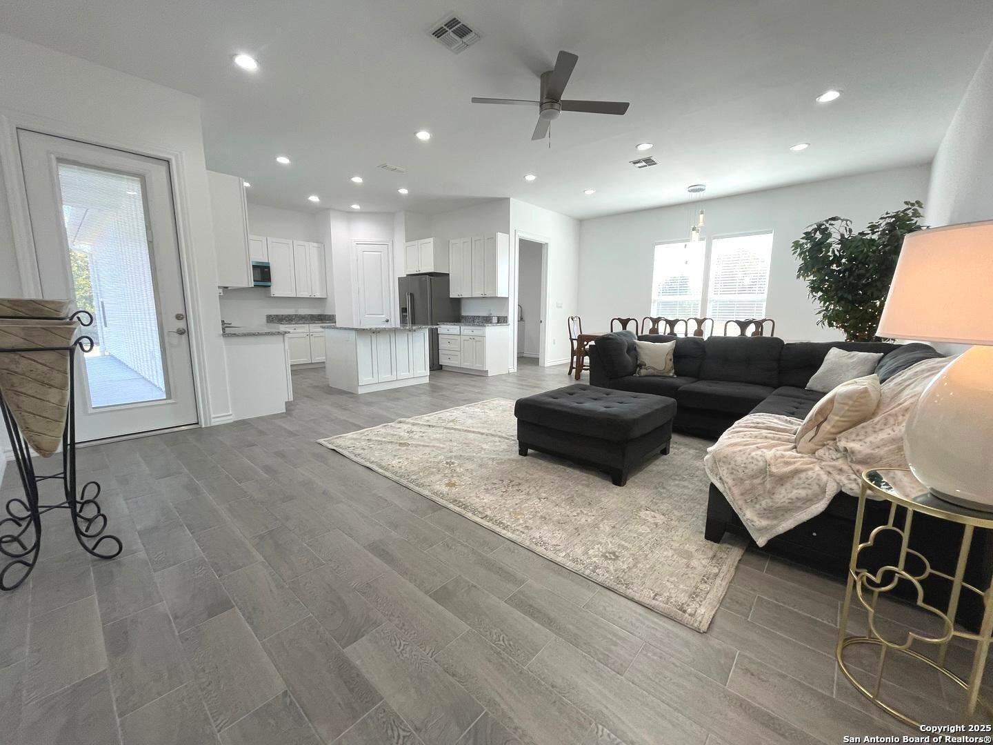 97 Berwick Victoria TX 77904