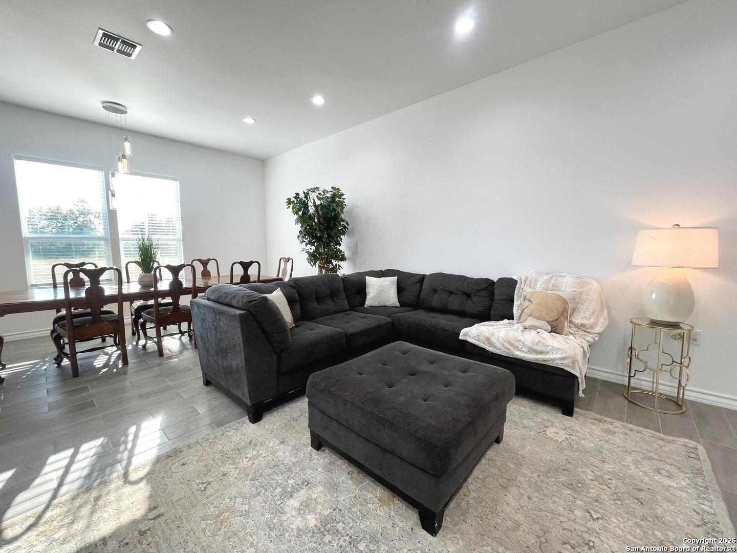 97 Berwick Victoria TX 77904