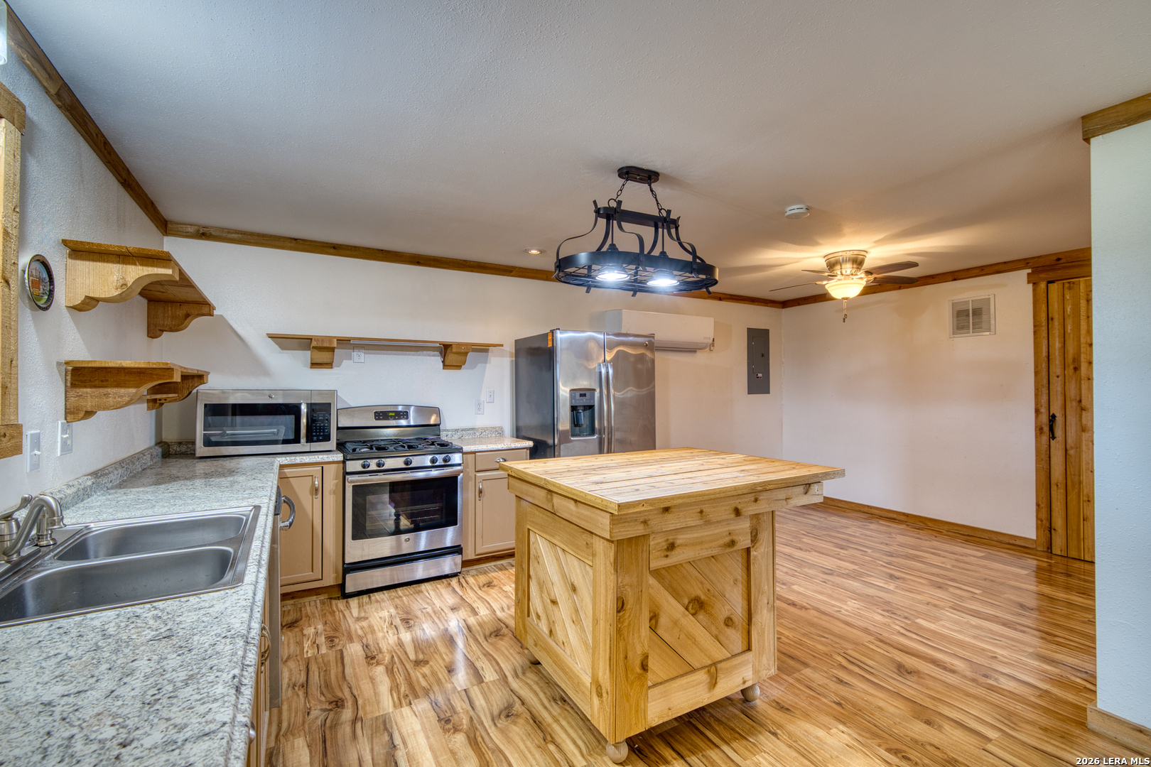 323 Buckskin Trail Bandera TX 78003