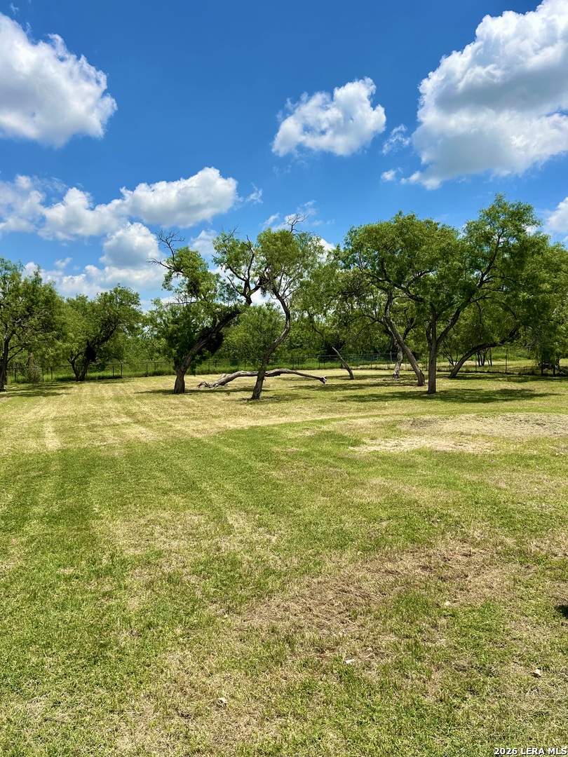 115 E 4th Street Natalia TX 78059