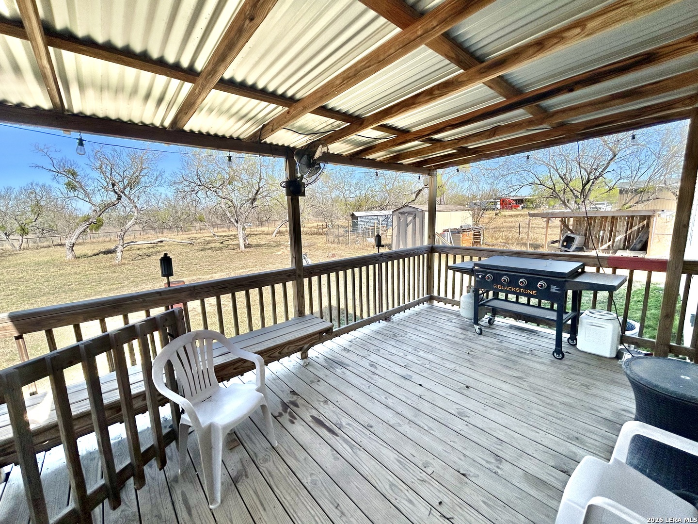115 E 4th Street Natalia TX 78059