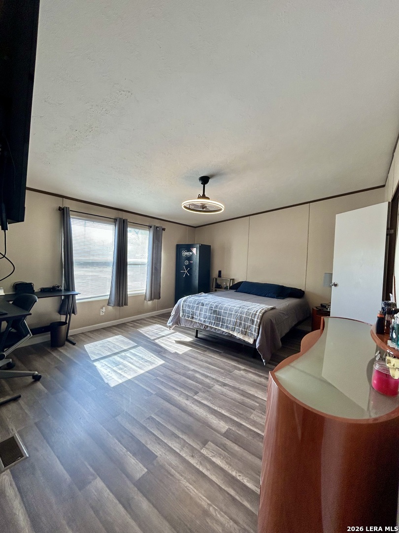 115 E 4th Street Natalia TX 78059