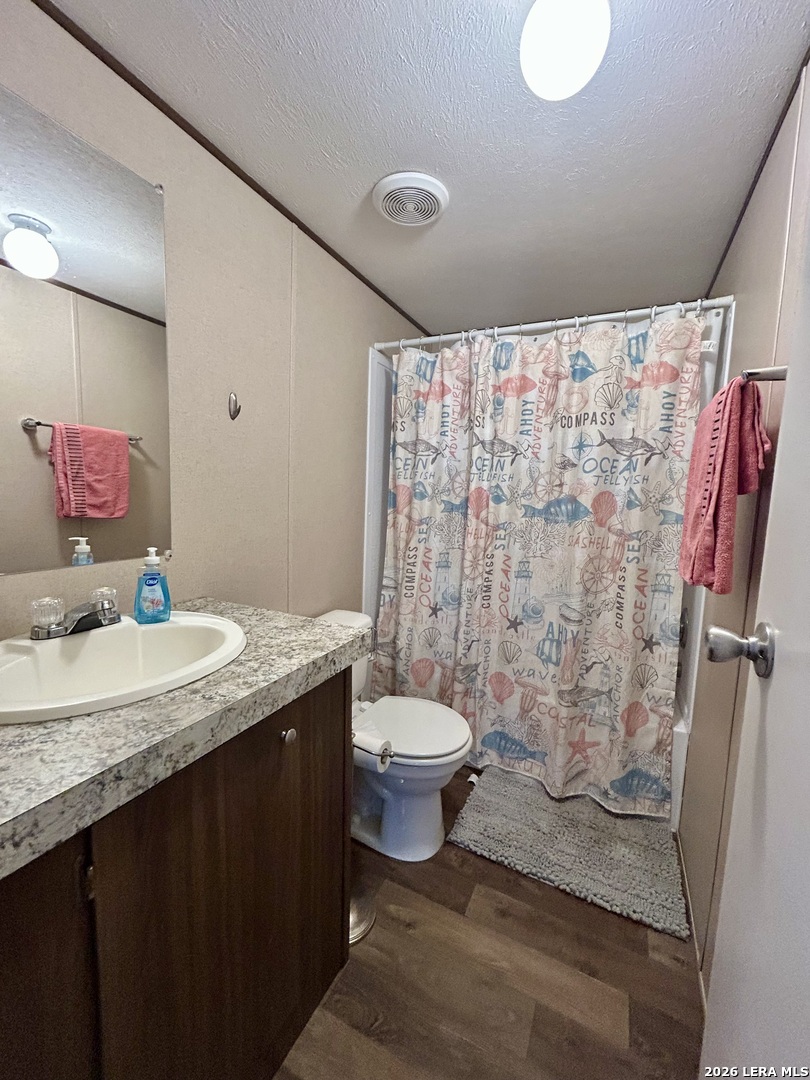 115 E 4th Street Natalia TX 78059
