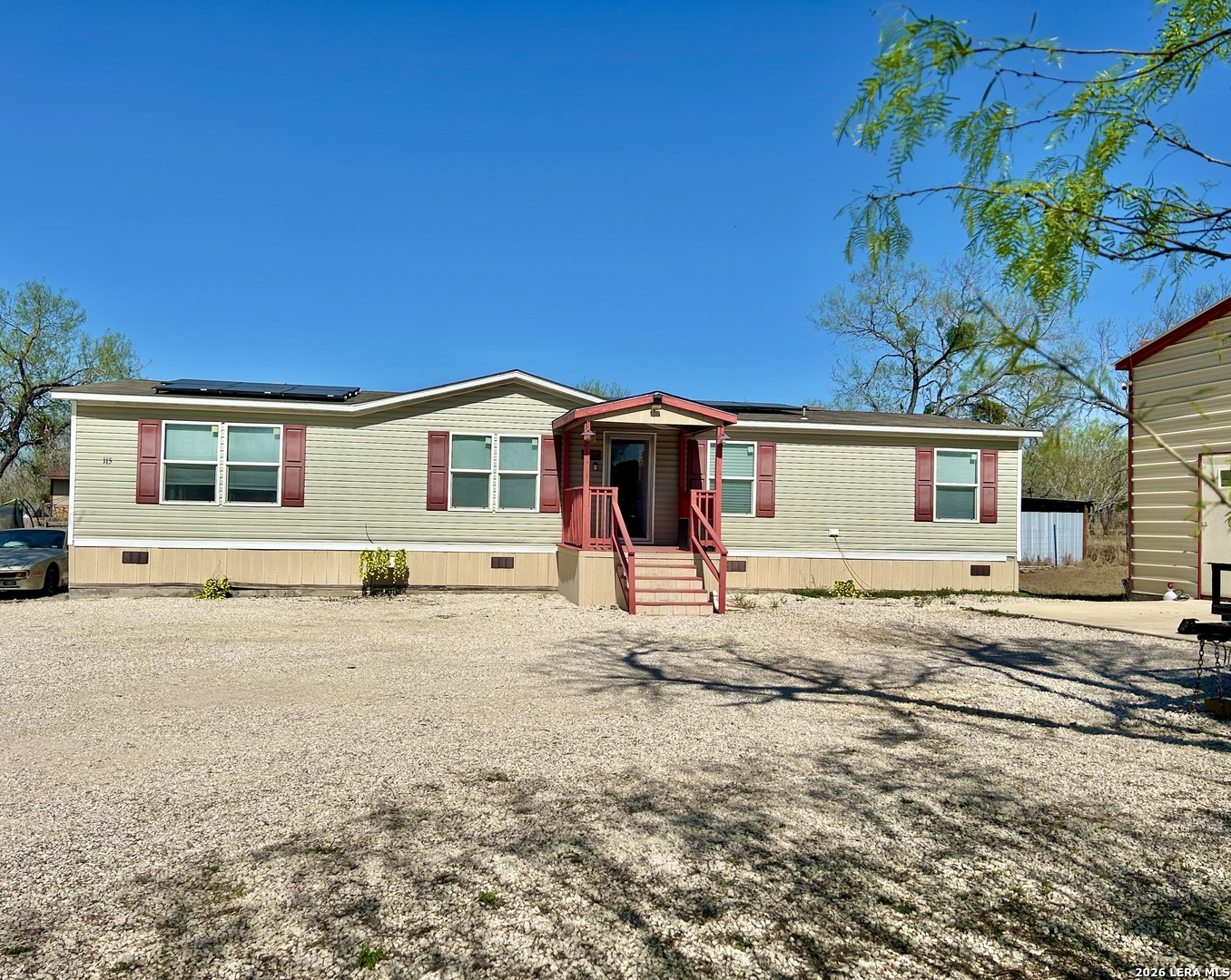115 E 4th Street Natalia TX 78059