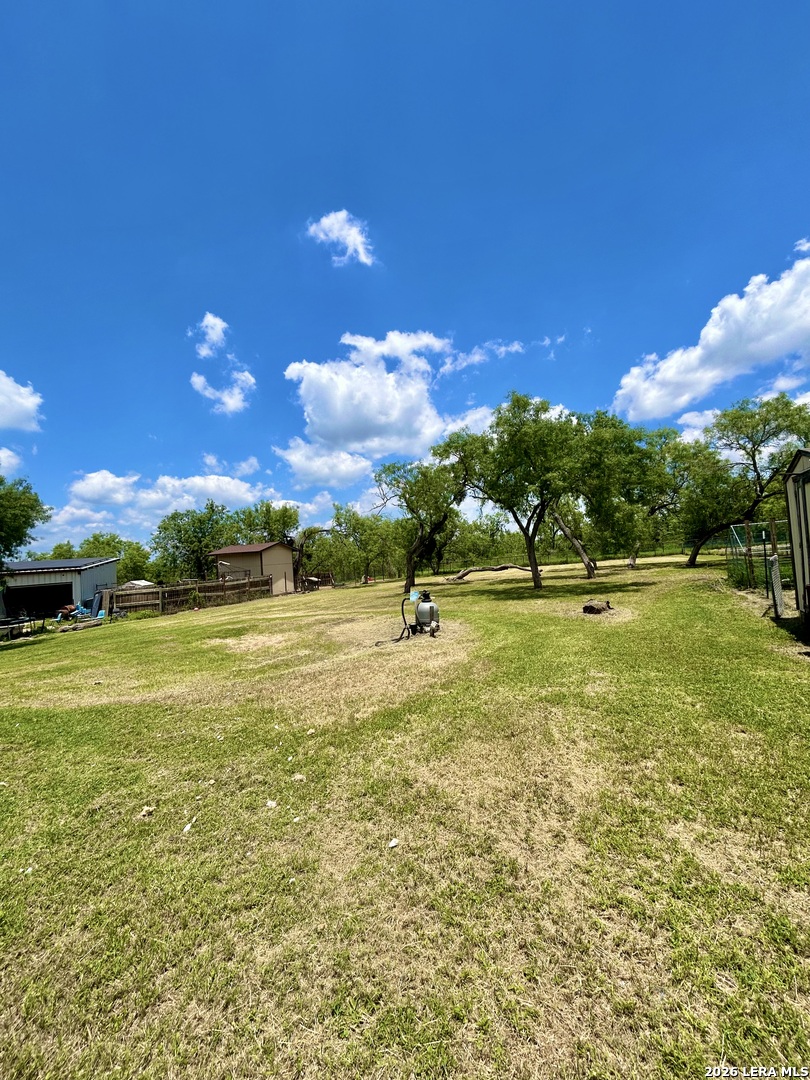 115 E 4th Street Natalia TX 78059