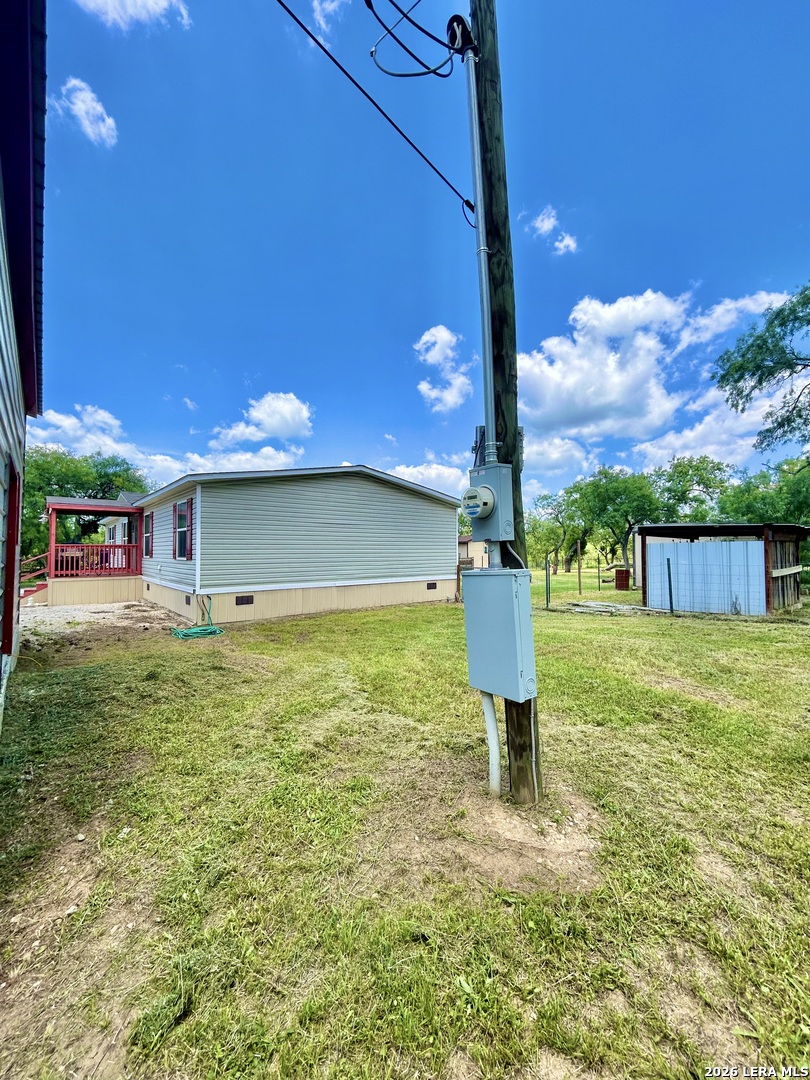 115 E 4th Street Natalia TX 78059