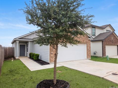 13510 Summer St.hedwig TX 78152