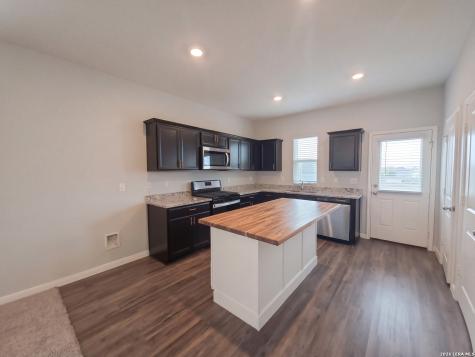 13510 Summer St.hedwig TX 78152