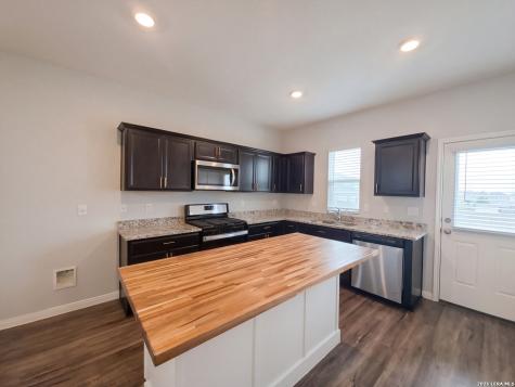 13510 Summer St.hedwig TX 78152