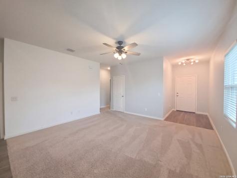 13510 Summer St.hedwig TX 78152