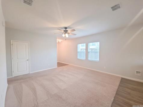 13510 Summer St.hedwig TX 78152